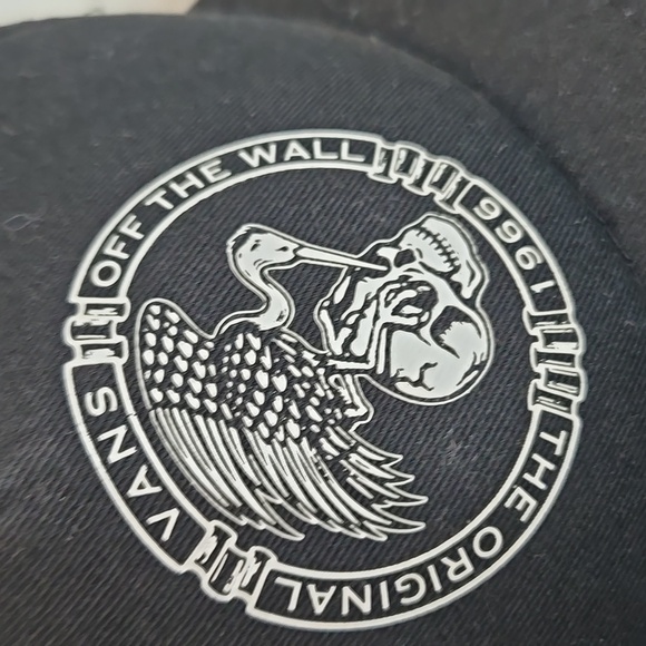 VANS NWOTS BUTTON DOWN JACKET WITH VANS HAT - Picture 8 of 8